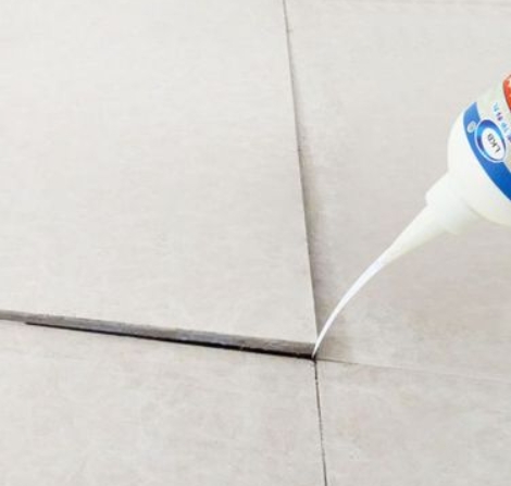 厦门瓷砖空鼓维修公司分享卫生间瓷砖脱落的原因可能有以下几点